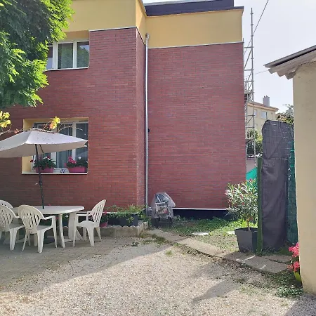 Maison Proche Paris 2 Chambre, Jardin Parking